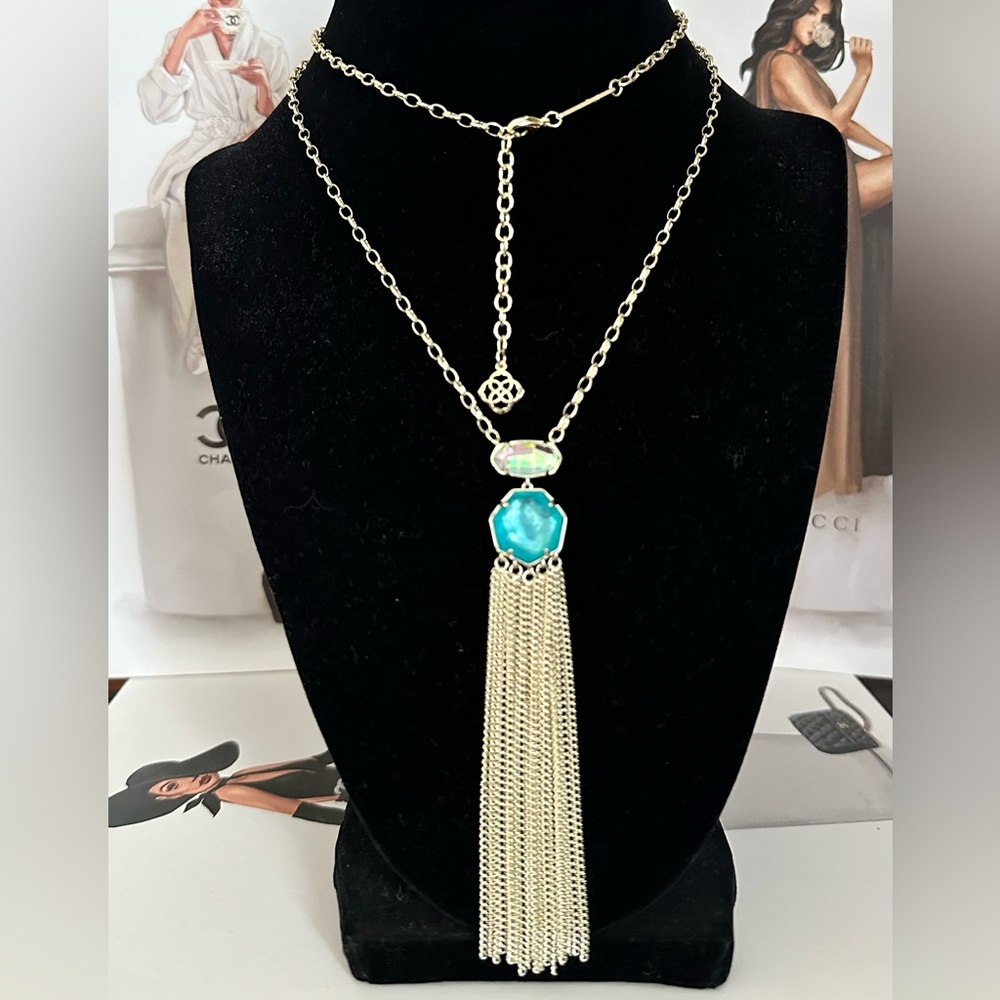 New Kendra Scott Long pendant necklace